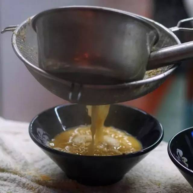 不得了！火影忍者鸣人最爱的正版一楽拉面空降乐峰广场~还有忍者拉面套餐等你来战！