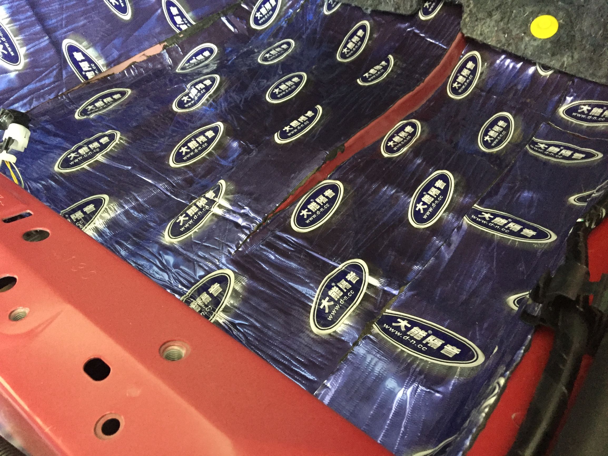 丰田卡罗拉地板隔音,丰田卡罗拉四门做隔音