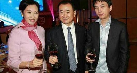 大学生创业成功率比被雷劈还低，只有王思聪才配创业