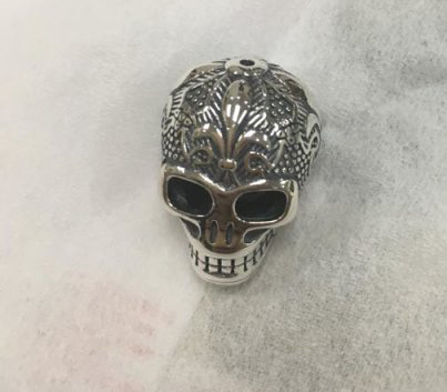 银会氧化发黑为啥还做首饰,白银手工银饰怎么样