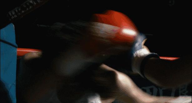 生活强奸了我们，有人选择直面反抗，也有人学会享受，各有各的活法，各有各的人生。