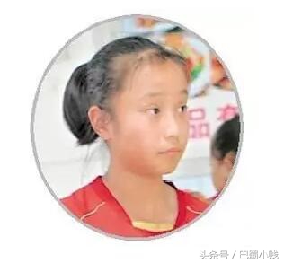 江油女孩张琳艳11分钟造两球,女足张琳艳捧杯