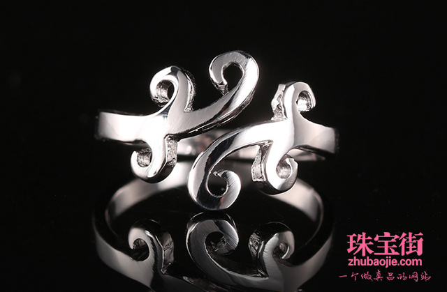 楚乔传明显的漏洞,楚乔传银饰指间刃发黑