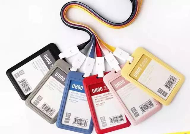 卷发棒?迷之糖果?闺蜜包包里原来有这么多宝贝?