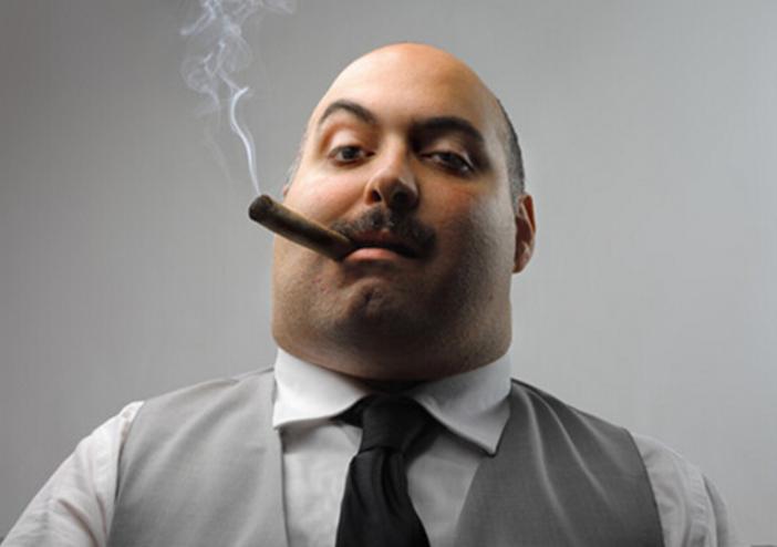 离职了老板拖着不让走怎么回复,要离职老板压着工资不让走怎么办