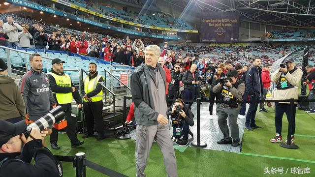 温格创造了英超新时代,温格执教曼联