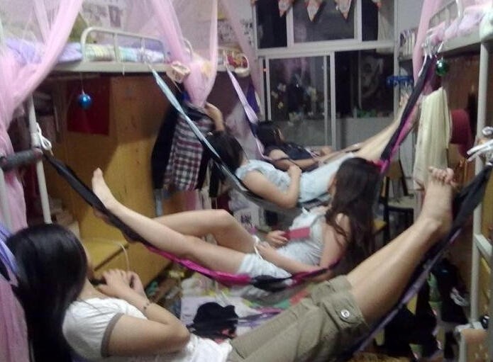 怀念大学宿舍的日常,怀念校园生活宿舍视频