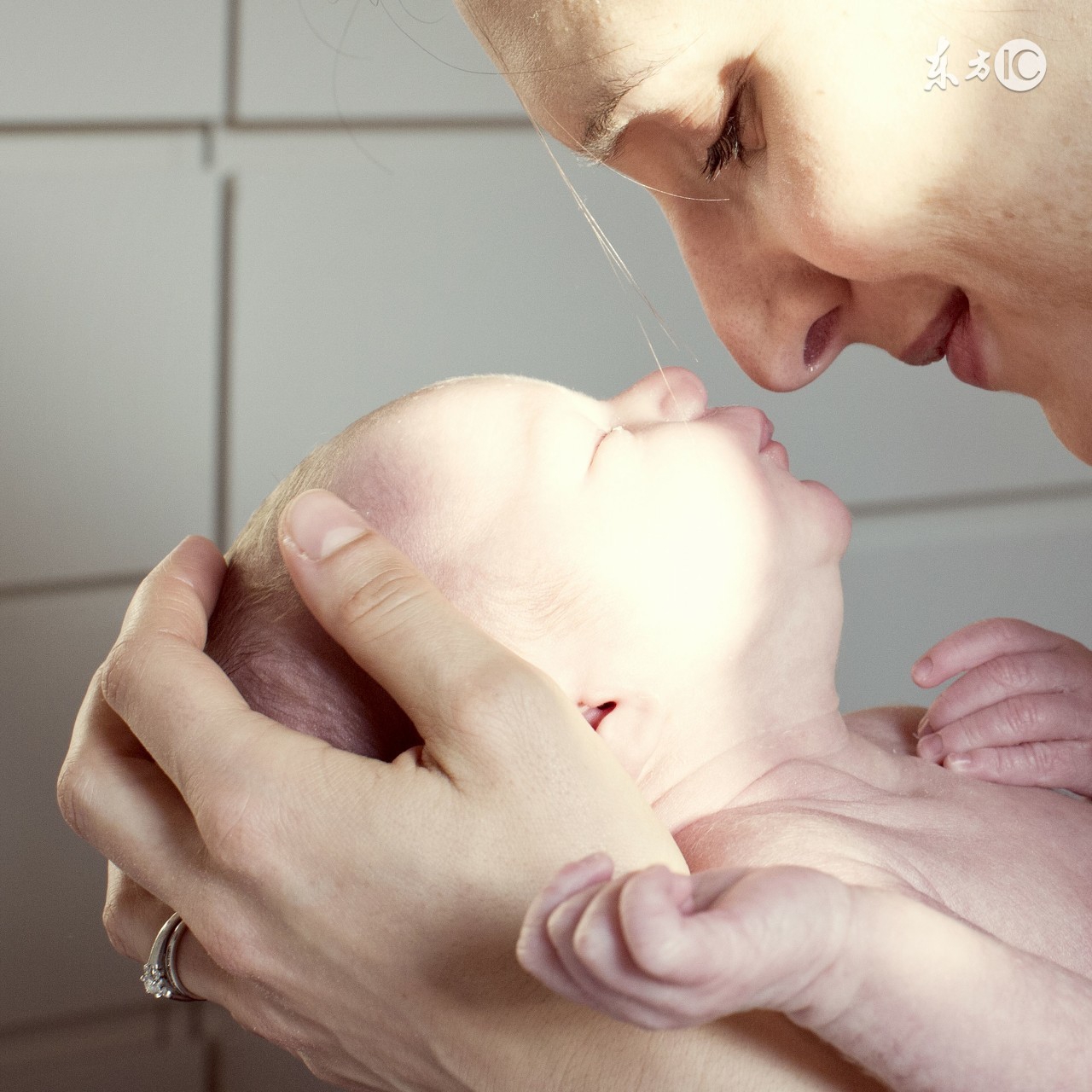 鹅口疮的快速治疗方法新生儿,新生儿鹅口疮不治疗会自愈吗