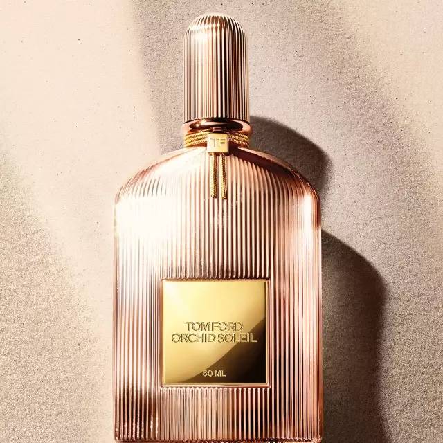 tomford2021闄愰噺绮夎壊褰╁,tomford褰╁鍥剧墖