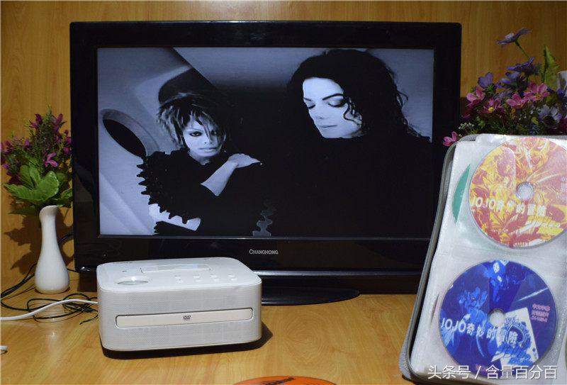 实用!新老功能结合的RSRDD515多功能苹果DVD迷你组合音响