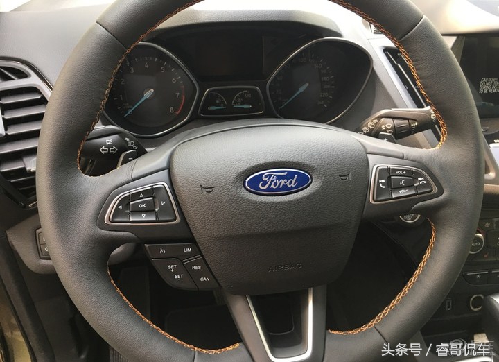 喜欢锐界买不起，小伙20多万入手福特翼虎2.0T运动版：看中Sony音响和245匹动力