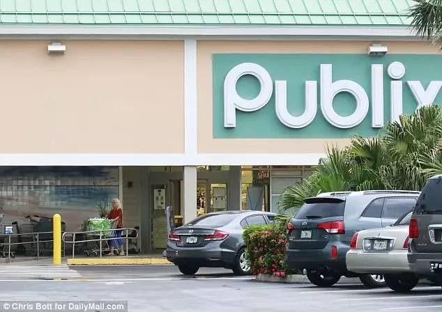 夫妇买彩票中了两千万隐瞒儿子,买彩票中4亿后三天才发现中奖