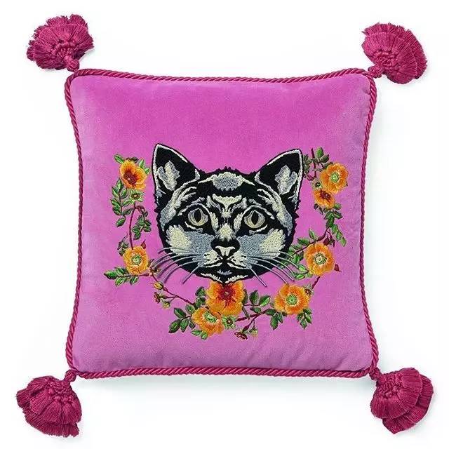 gucci需要大一码吗,gucci包插画