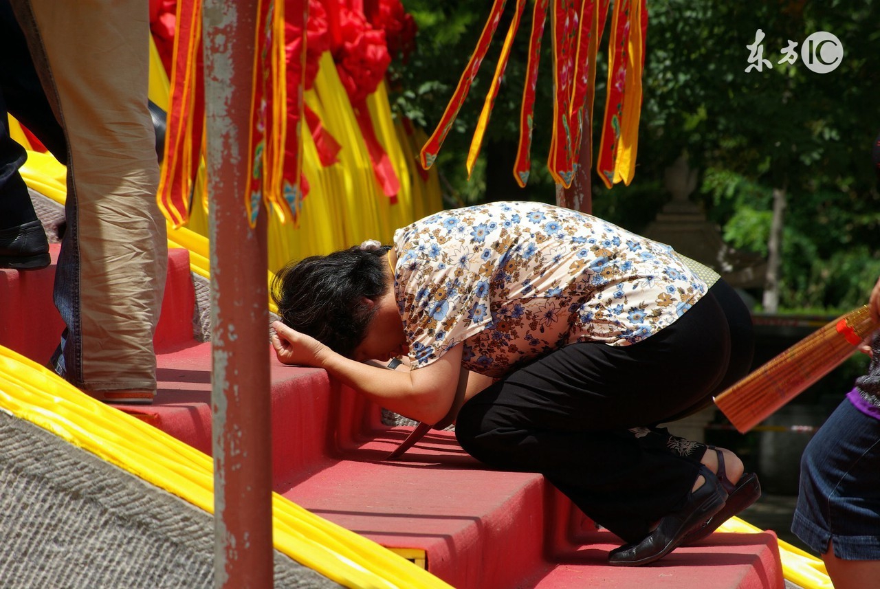 心累了,感觉事情不顺,默记这些佛语减轻业障,为家人祈福