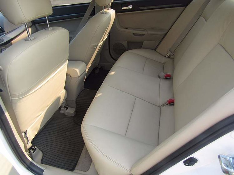 三菱evo油箱盖和翼神的区别,evo民用汽车