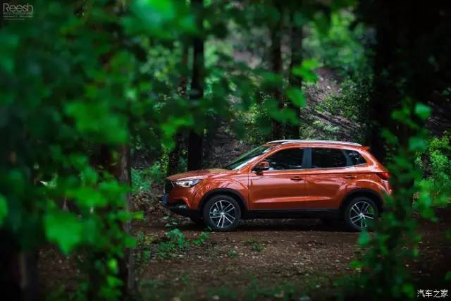 1.6l自然吸气的suv走长途够不够用,比较实用的一款车奔腾x40用车感受