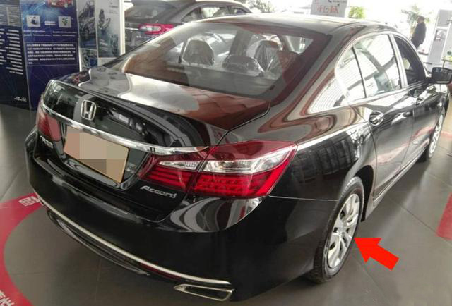 雅阁豪华乞丐版,难得一见的低配雅阁