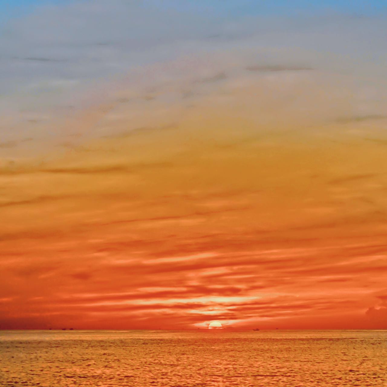 有些人不知哪里好但谁都代替不了,有些人说不上哪里好但谁都替不了