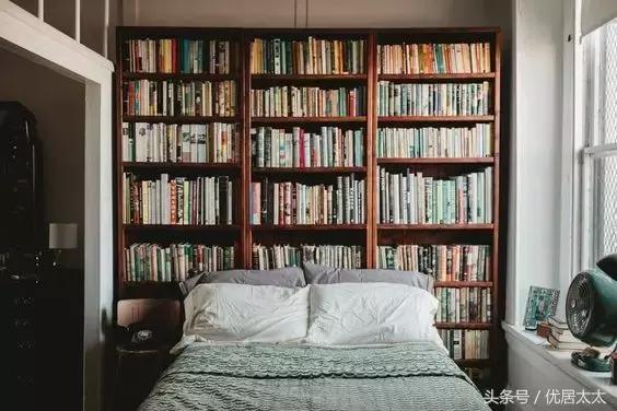 你的床屏该变变样子了,不要只会挂婚纱照了