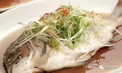 孕妇补充dha是鱼油好还是藻油好,孕期dha鱼油和藻油哪个好