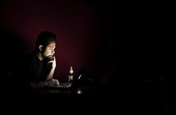 房地产置业顾问如何入行,房地产月入百万