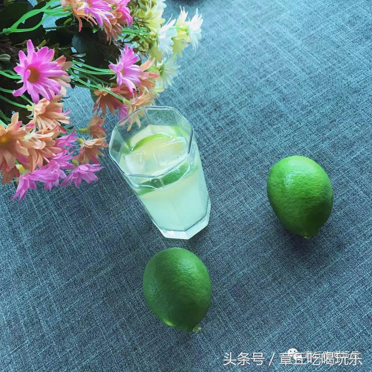 章丘高温天的终极必杀技！这家高颜值咖啡馆要被挤爆了！甩给你1块的果汁票子要不要！