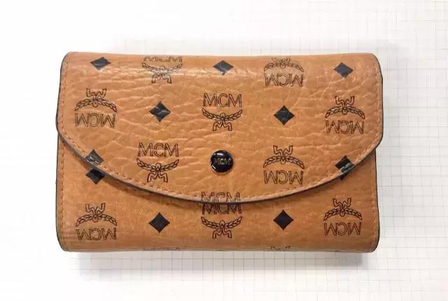 卷发棒?迷之糖果?闺蜜包包里原来有这么多宝贝?