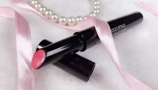 卷发棒?迷之糖果?闺蜜包包里原来有这么多宝贝?