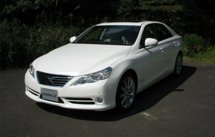 谈情怀还行，谈性能还差的远一些，锐志真的一蹶不振还是会奋起直追？