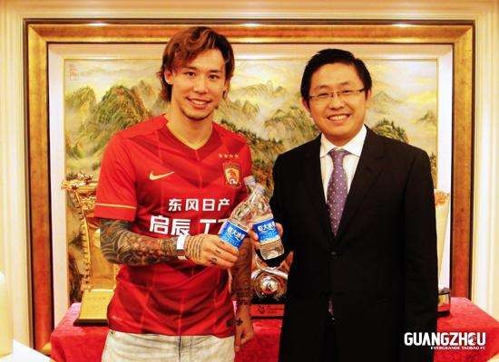 张琳芃恒大比赛视频,张琳芃百场赢了几场进了几个球