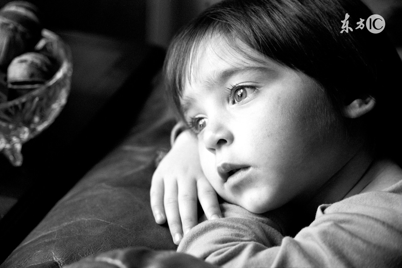 继父之子偏偏爱上我,我要怎样才能摆脱他?!