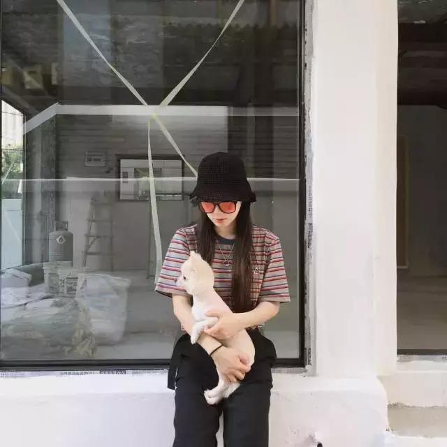 一拍照表情动作就扭曲,一拍照就紧张脸部僵硬