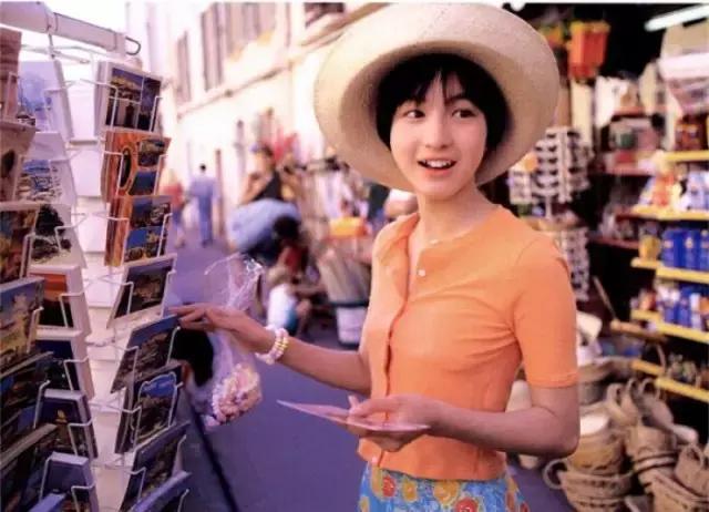 一拍照表情动作就扭曲,一拍照就紧张脸部僵硬