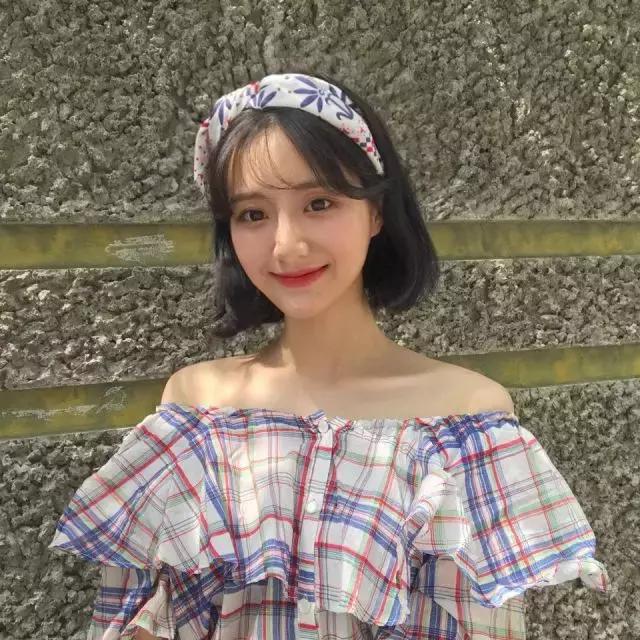 一拍照表情动作就扭曲,一拍照就紧张脸部僵硬