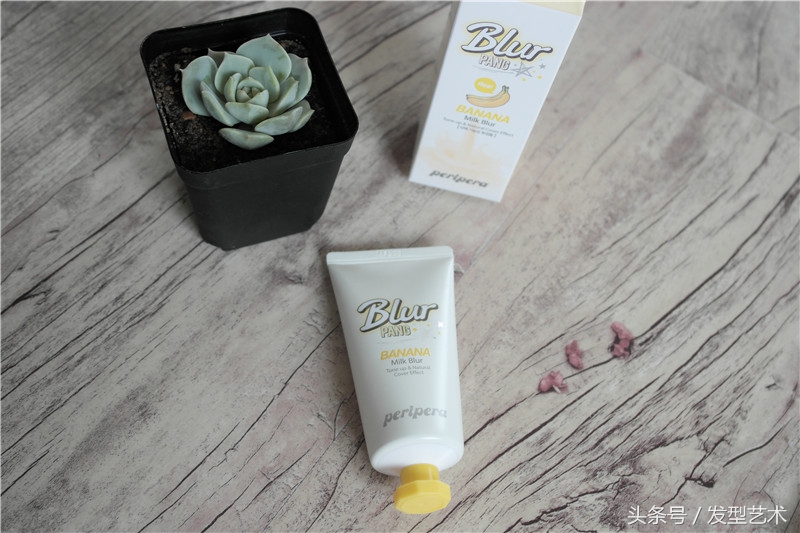 女士自然妆感素颜霜推荐,素颜霜遮瑕有光泽又透亮测评