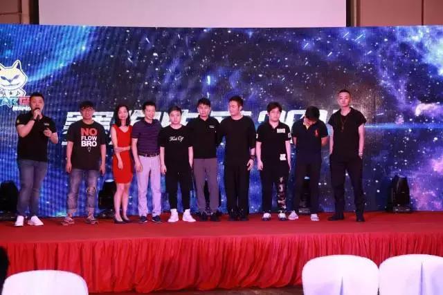 低分号卖得比高分号还好,我只在中国见过