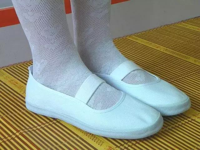 一双球鞋几代人的回忆,青岛人的第一印象