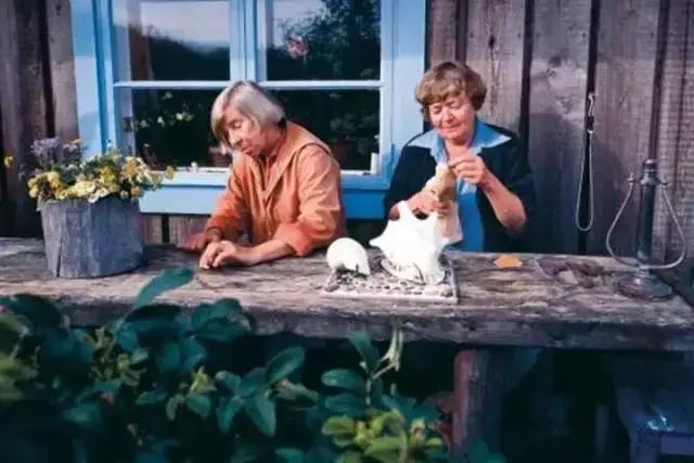 善良、逗趣又软萌,让这个来自北欧的卡通人物给你降降温