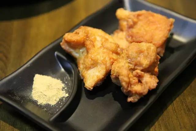 不得了！火影忍者鸣人最爱的正版一楽拉面空降乐峰广场~还有忍者拉面套餐等你来战！