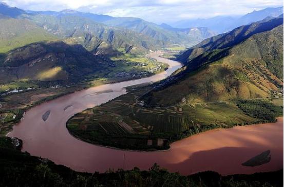 丽江旅游拍婚纱照攻略,去丽江拍婚纱照的攻略
