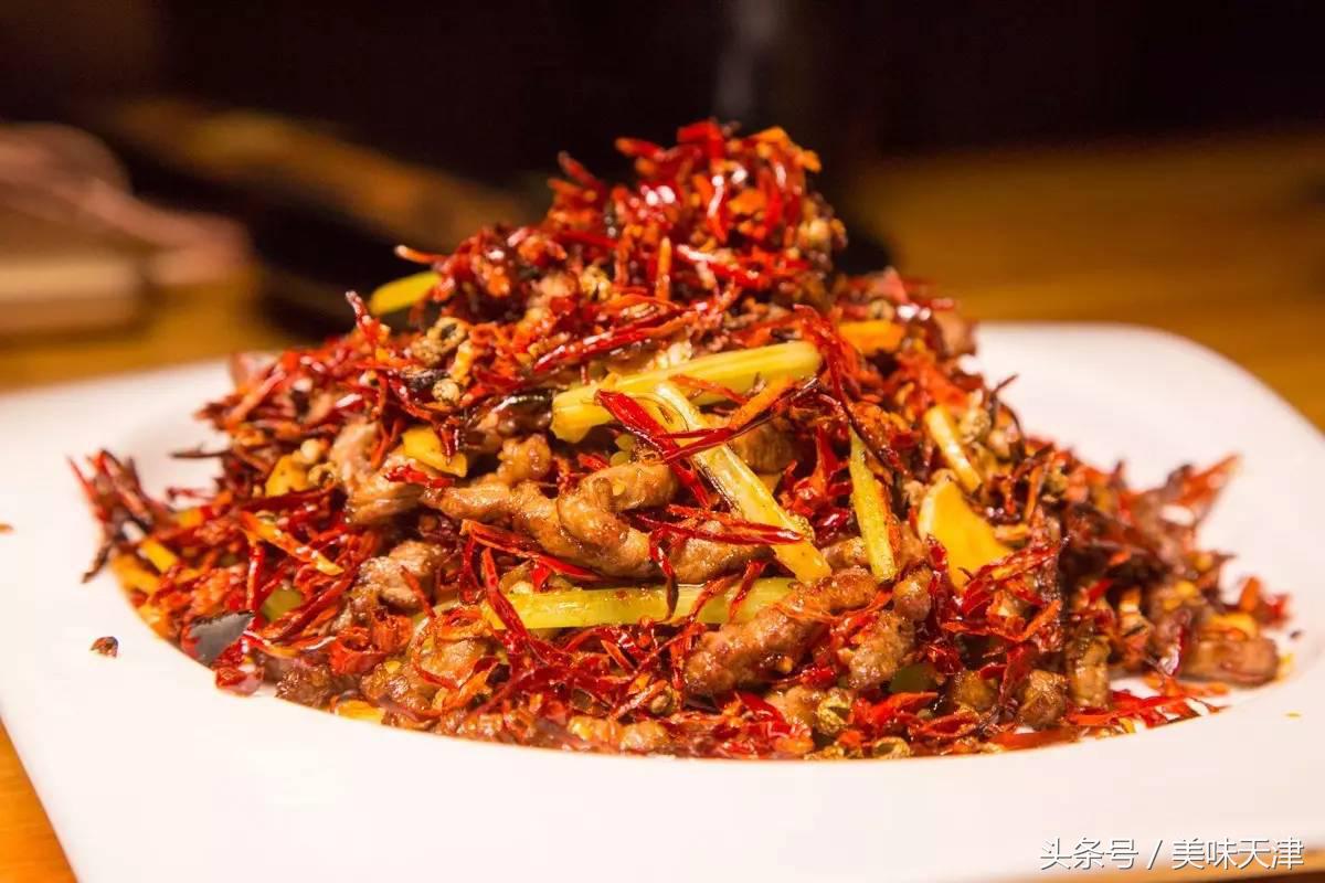 那天明明想要约你喝酒，开口却变成了「要不要一起吃饭」，酒馆中的美味派，夜宵中的狂热派，非你莫属