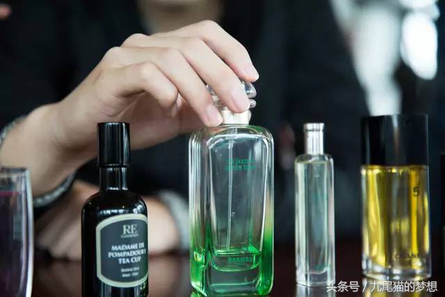 渣男味、发廊味、女老师洗澡后的味道，直男在香水面前简直疯了