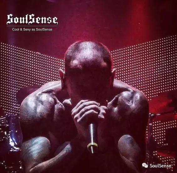 愿天堂中回响你最炸的旋律，为命运不屈地挣扎，纪念林肯公园主唱Chester