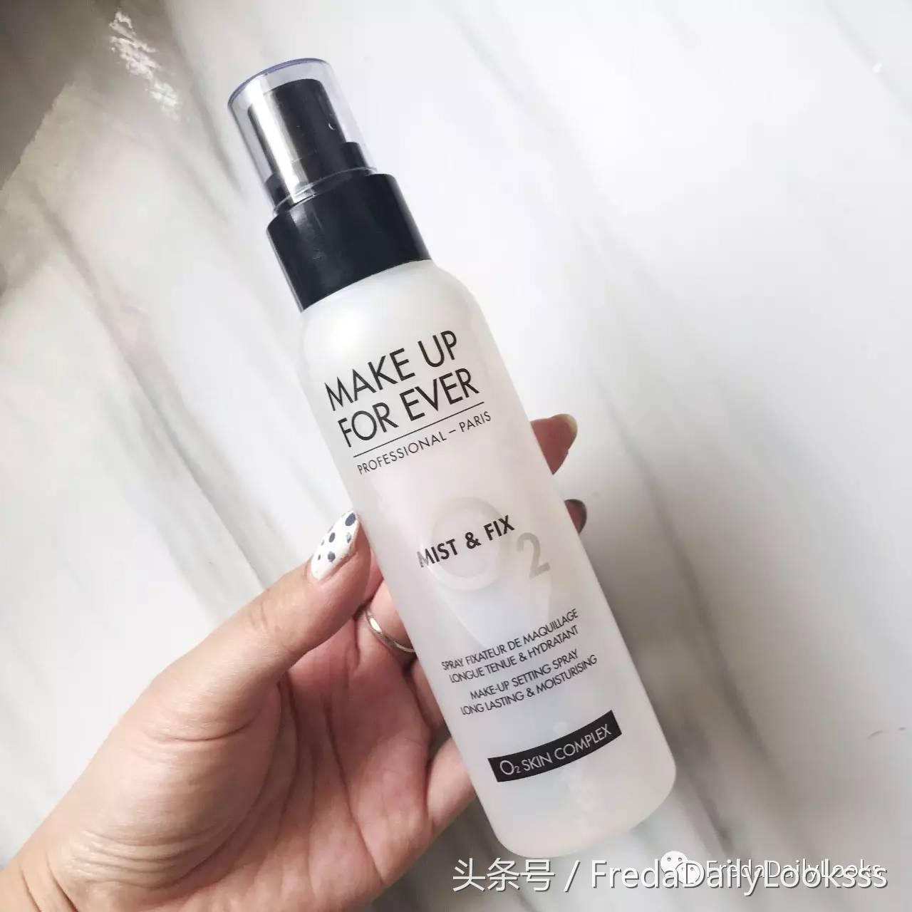 适合夏天的底妆产品,女生必备的四款单品底妆