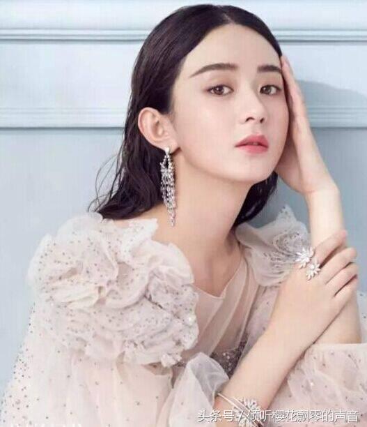 纯洁高贵的白玫瑰,纯洁而又高贵的白玫瑰