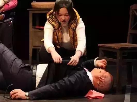 爱满蓉城丨全球首档公益互动体验心理剧真人秀《小艺的故事》成都站，期待您的体验！