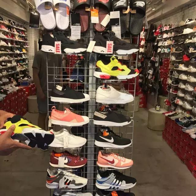 逛完这10家原宿球鞋店后,爆款冷门你想要的这里都有!