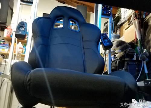 能热饭还能当马桶?别拦我,请把我埋在这样的电脑机箱里