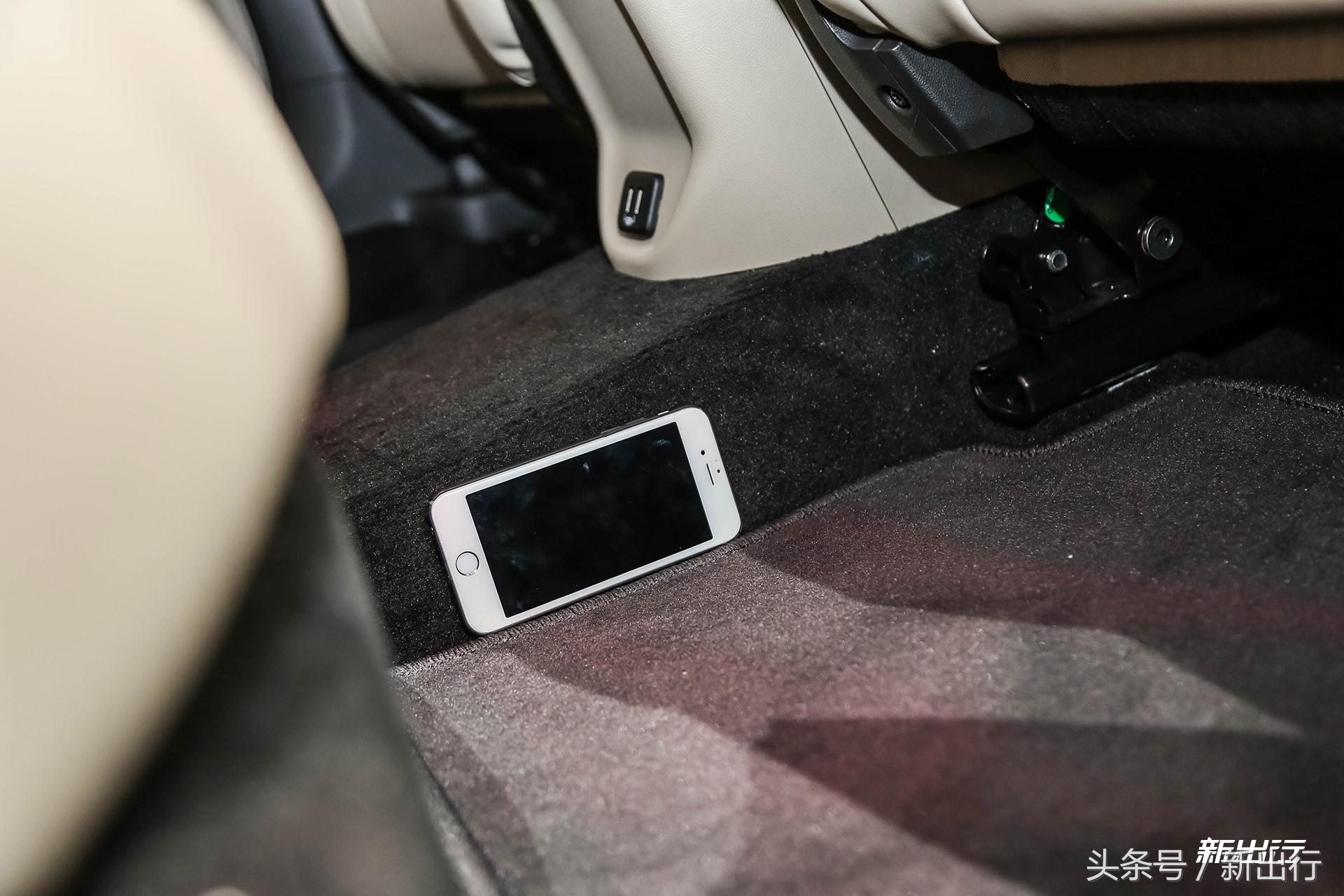 别克君威2017款30h豪华型,远距离看新款君威