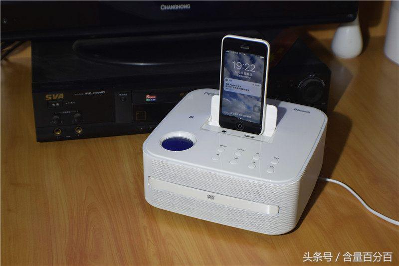 实用!新老功能结合的RSRDD515多功能苹果DVD迷你组合音响